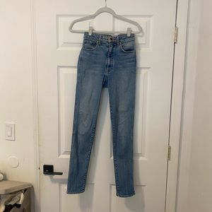 Very cute button jeans!!